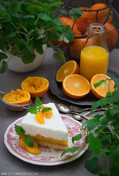 Ciasto intensywnie pomarańczowe