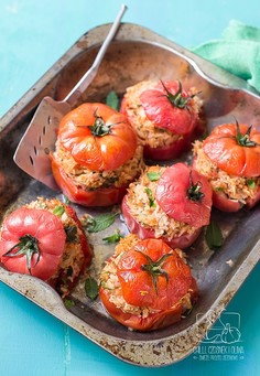Pomidory faszerowane ryżem i tuńczykiem